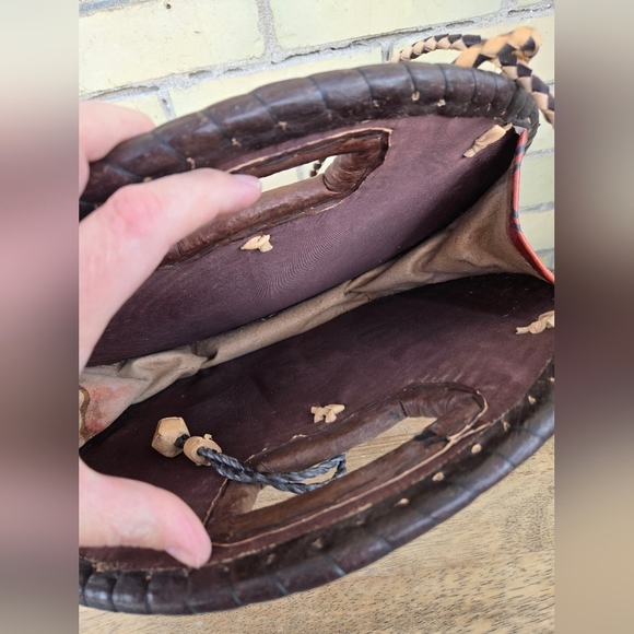 Vintage Leather Bag - Picture 11 of 11